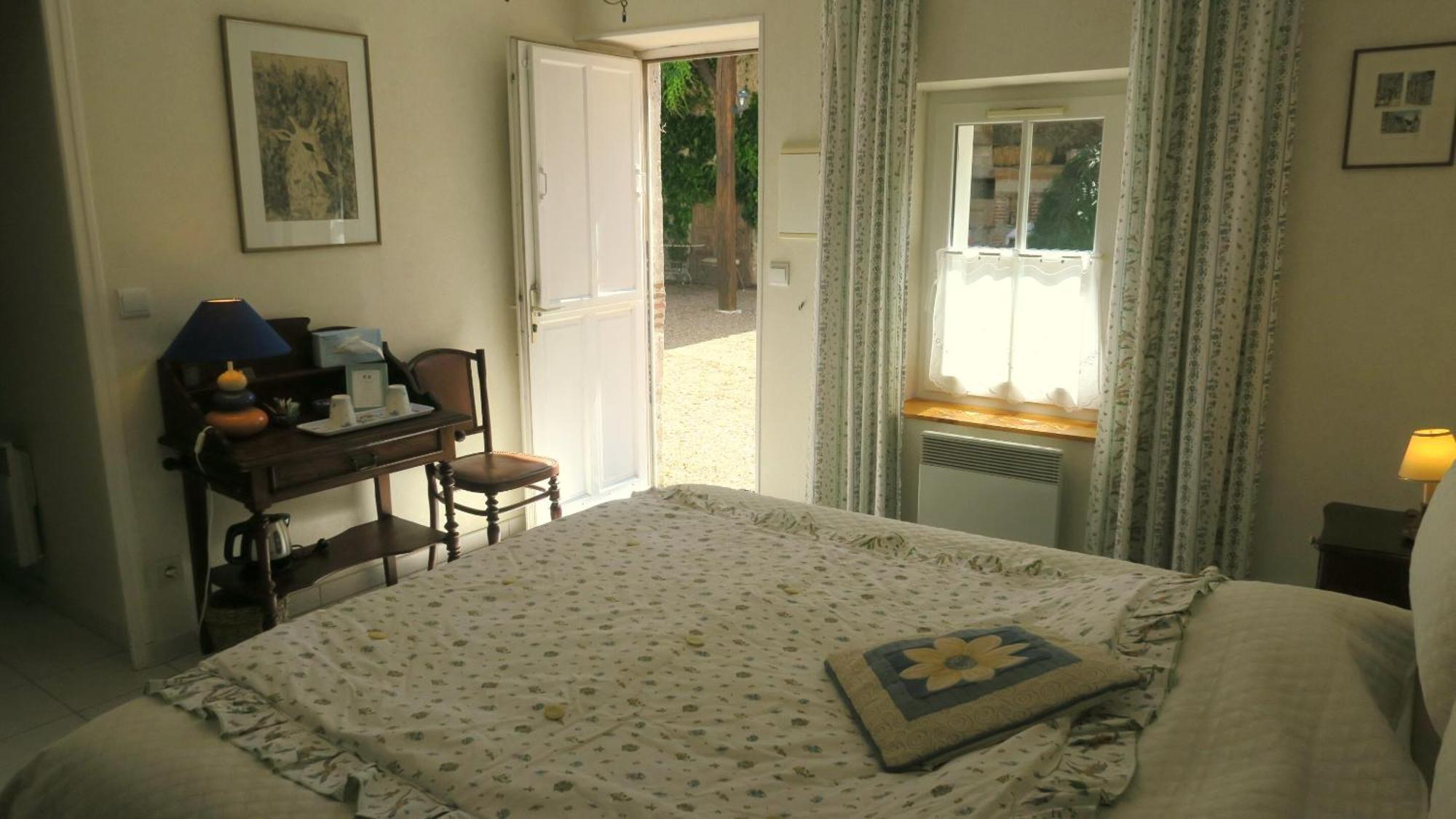 Les Salamandres, Chambres D'Hotes Pres De Chambord Montlivault Habitación foto